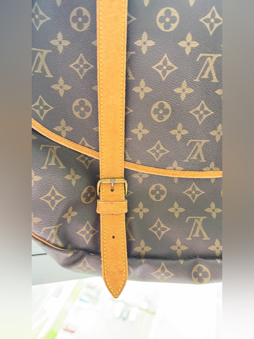 LV Monogram Saumur Messenger Bag Vintage 1991 Made in France Crossbody with COA